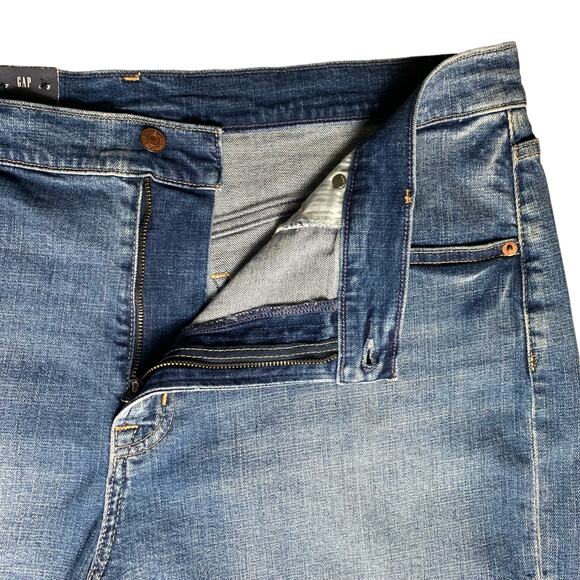 NWT GAP 4" High Rise Denim Short Size 35/20 - Picture 4 of 6